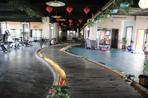 无锡掼蛋茶香，养生休闲两不误